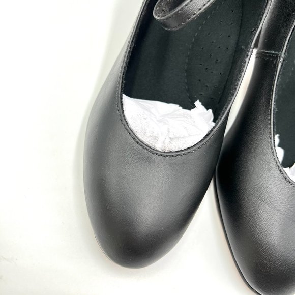 5W 5 WIDE Capezio Womens 650 Student Footlight Black Leather Dance Heels Shoes - Picture 4 of 13